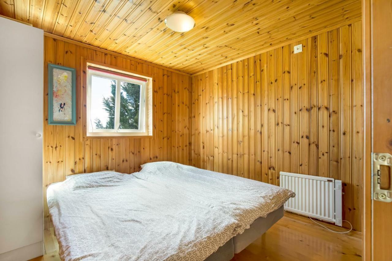 Вилла Holiday Lakefront House Bjorkoby Экстерьер фото